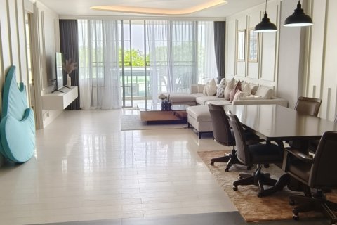 Condo in Hua Hin, Thailand, 3 bedrooms № 79286 - photo 6