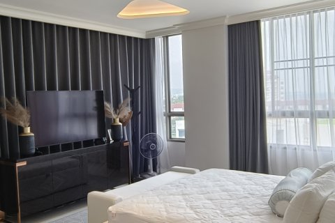 Condo in Hua Hin, Thailand, 3 bedrooms № 79286 - photo 10