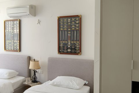 Condominio de 3 dormitorios en Hua Hin, Tailandia № 79289 - foto 14