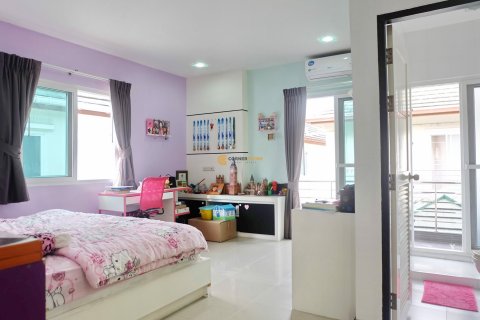 Estudio en Pattaya, Tailandia № 115750 - foto 23
