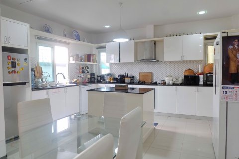 Estudio en Pattaya, Tailandia № 115750 - foto 10