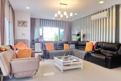 Estudio en Pattaya, Tailandia № 115750 - foto 5