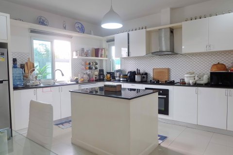 Estudio en Pattaya, Tailandia № 115750 - foto 11