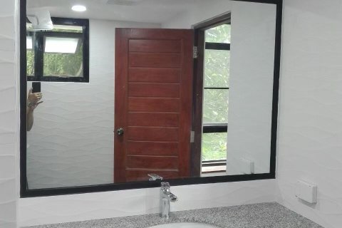 Condominio de 2 dormitorios en Watthana, Bangkok, Tailandia № 123922 - foto 10
