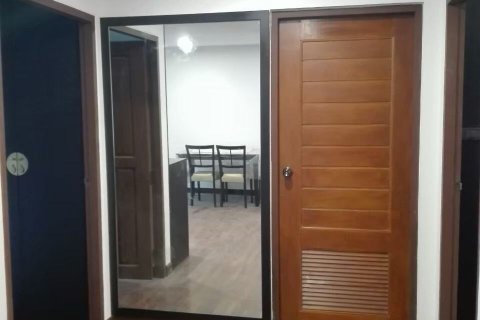 Condominio de 2 dormitorios en Watthana, Bangkok, Tailandia № 123922 - foto 16