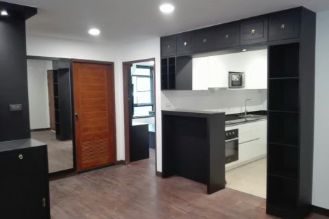 Condominio de 2 dormitorios en Watthana, Bangkok, Tailandia № 123922 - foto 6
