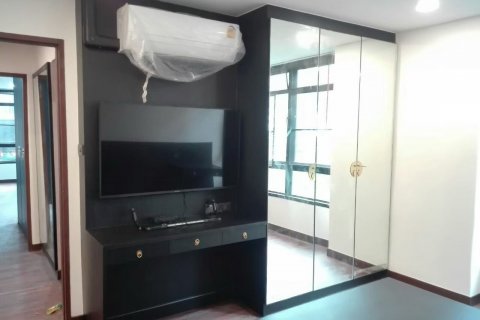 Condominio de 2 dormitorios en Watthana, Bangkok, Tailandia № 123922 - foto 9