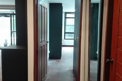 Condominio de 2 dormitorios en Watthana, Bangkok, Tailandia № 123922 - foto 3