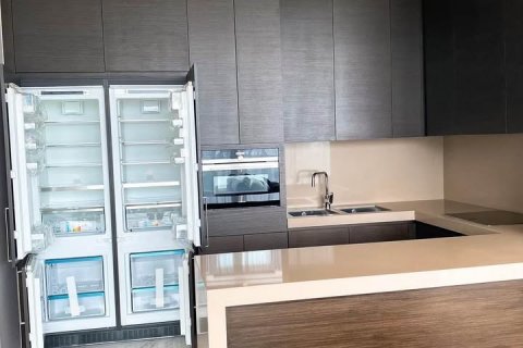 Condo in Bang Rak, Bangkok, Thailand, 2 bedrooms № 123916 - photo 2