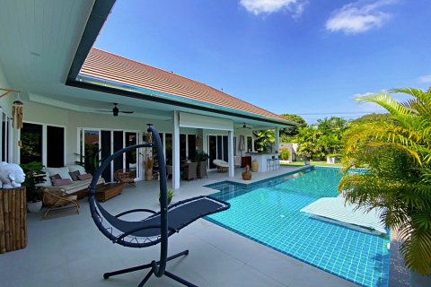 Casa de 3 dormitorios en Hua Hin, Tailandia № 125132 - foto 5