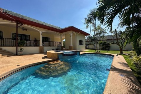 Haus in Hua Hin, Thailand 3 Schlafzimmer № 125130