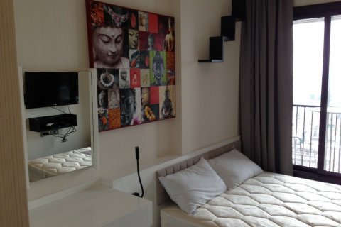 Condo à Phra Khanong, Bangkok, Thaïlande, 1 chambre № 144118 - photo 6