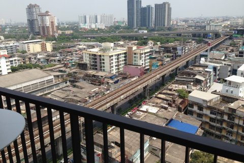 Condo à Phra Khanong, Bangkok, Thaïlande, 1 chambre № 144118 - photo 12