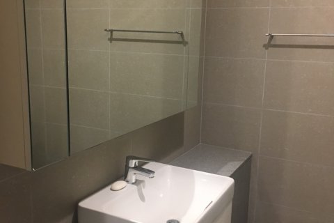 Condominio de 1 dormitorio en Bangkok, Tailandia № 144120 - foto 5