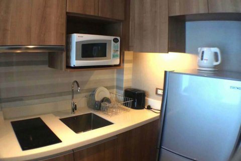 Condominio de 1 dormitorio en Bangkok, Tailandia № 144117 - foto 3