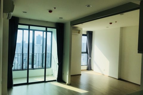 Condo in Bangkok, Thailand, 1 bedroom  № 144114 - photo 4