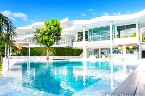 Condominio de 2 dormitorios en Pattaya, Tailandia № 100794 - foto 3