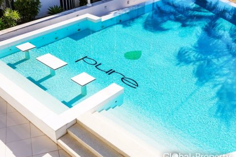 Condominio de 2 dormitorios en Pattaya, Tailandia № 100794 - foto 4