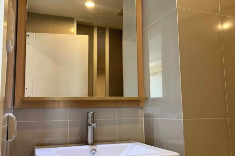 Condominio de 1 dormitorio en Watthana, Bangkok, Tailandia № 82278 - foto 10