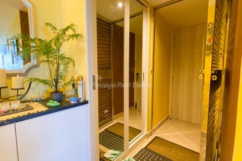 Condominio de 1 dormitorio en Bang Lamung, Tailandia № 132230 - foto 2
