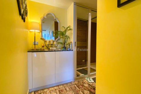 Condominio de 1 dormitorio en Bang Lamung, Tailandia № 132230 - foto 3