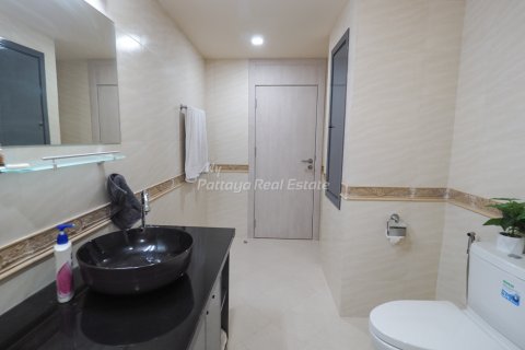 Condominio de 2 dormitorios en Pattaya, Tailandia № 132231 - foto 12