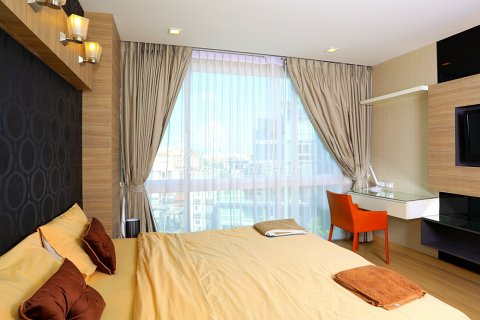 Condominio de 3 dormitorios en Bang Lamung, Tailandia № 132228 - foto 11