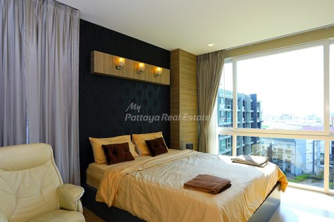 Condominio de 3 dormitorios en Bang Lamung, Tailandia № 132228 - foto 8