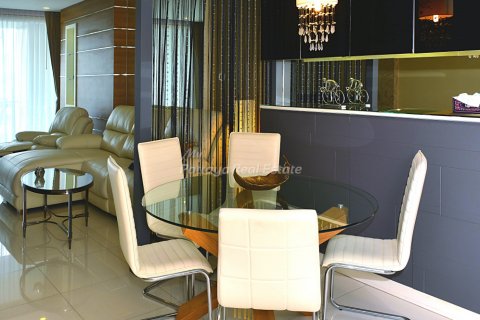 Condominio de 3 dormitorios en Bang Lamung, Tailandia № 132228 - foto 3