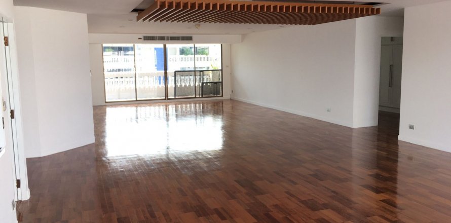 คอนโดมิเนียมในคลองเตย, กรุงเทพฯ, ประเทศไทย, 4 ห้องนอน № 132241