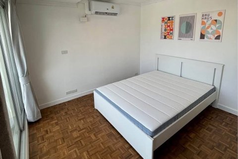 Condominio de 1 dormitorio en Khlong Toei, Bangkok, Tailandia № 132239 - foto 7