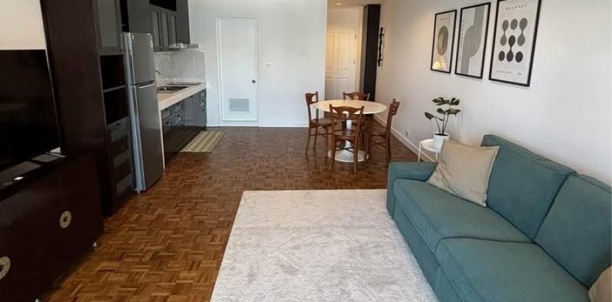Condominio de 1 dormitorio en Khlong Toei, Bangkok, Tailandia № 132239