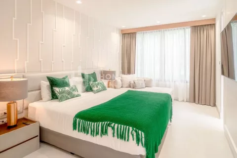 Casa de 3 dormitorios en Phuket, Tailandia № 130893 - foto 12