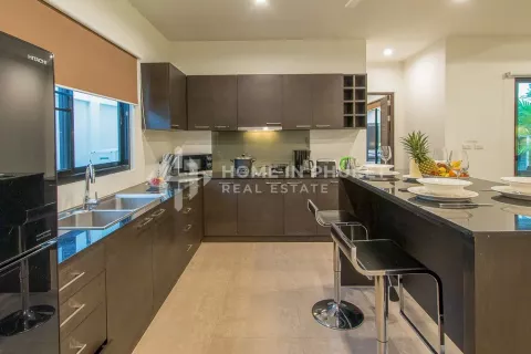 Casa de 3 dormitorios en Rawai, Tailandia № 130891 - foto 11