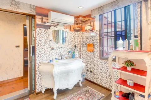 Casa de 3 dormitorios en Patong, Tailandia № 130892 - foto 17