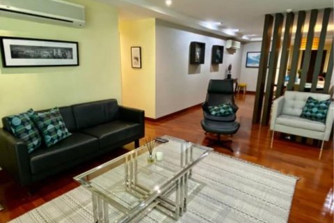 Condominio de 2 dormitorios en Watthana, Bangkok, Tailandia № 123713 - foto 10