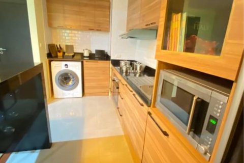 Condominio de 2 dormitorios en Watthana, Bangkok, Tailandia № 123713 - foto 9