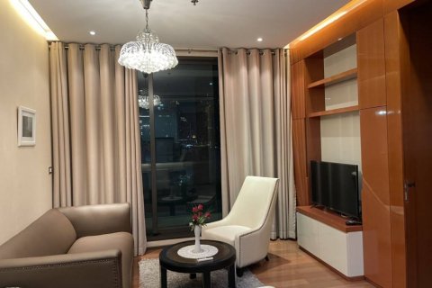 Condo in Khlong Toei, Bangkok, Thailand, 1 bedroom  № 119626