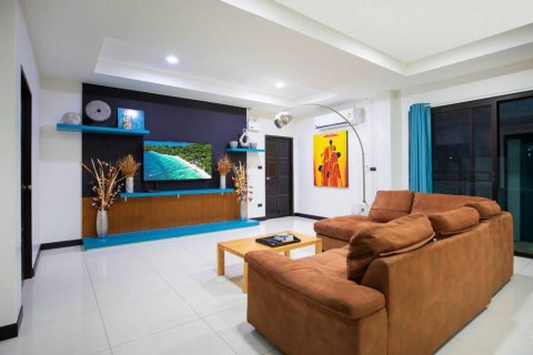 Chalet de 3 dormitorios en Phuket, Tailandia № 119627 - foto 6