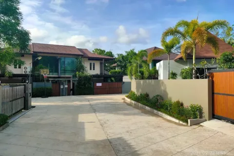 Chalet de 4 dormitorios en Phuket, Tailandia № 107815 - foto 11