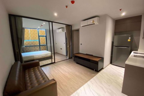 Condo in Bangkok, Thailand, 1 bedroom in RHYTHM EKKAMAI ESTATE № 77881