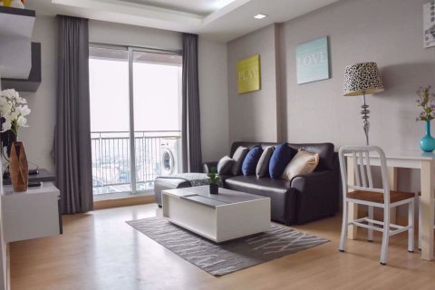 Condominio de 1 dormitorio en Huai Khwang, Bangkok, Tailandia № 76778