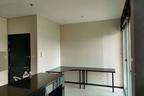 Condominio de 1 dormitorio en Khlong San, Bangkok, Tailandia № 76775 - foto 8