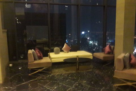 Condominio de 2 dormitorios en Ratchathewi, Bangkok, Tailandia № 76776 - foto 10