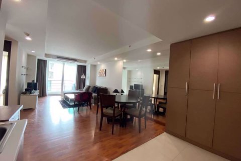 Condominio de 1 dormitorio en Pathum Wan, Bangkok, Tailandia № 76777 - foto 2