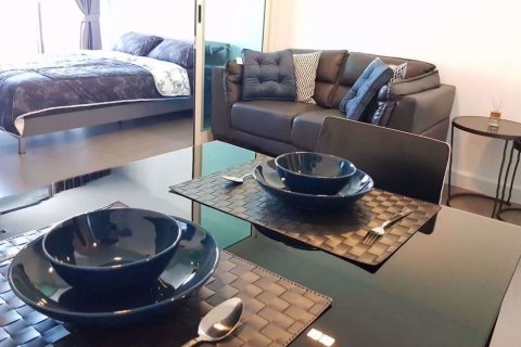 Condominio de 1 dormitorio en Din Daeng, Bangkok, Tailandia № 76062 - foto 10