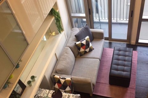 Duplex in Khlong Toei, Bangkok, Thailand 1 bedroom № 76060