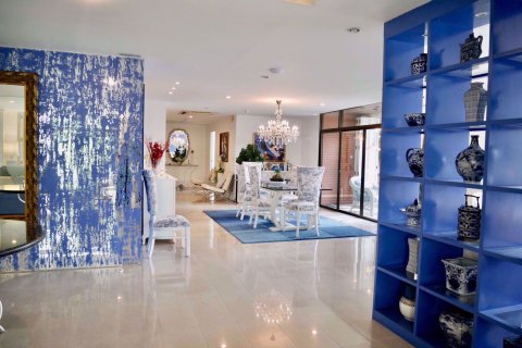Eigentumswohnung in Watthana, Bangkok, Thailand, 3 Schlafzimmer № 76061 - Foto 4