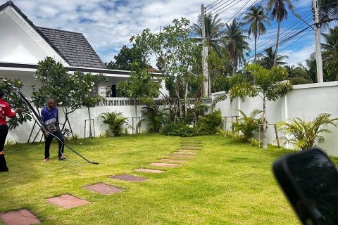 Chalet de 3 dormitorios en Pattaya, Tailandia № 123302 - foto 6