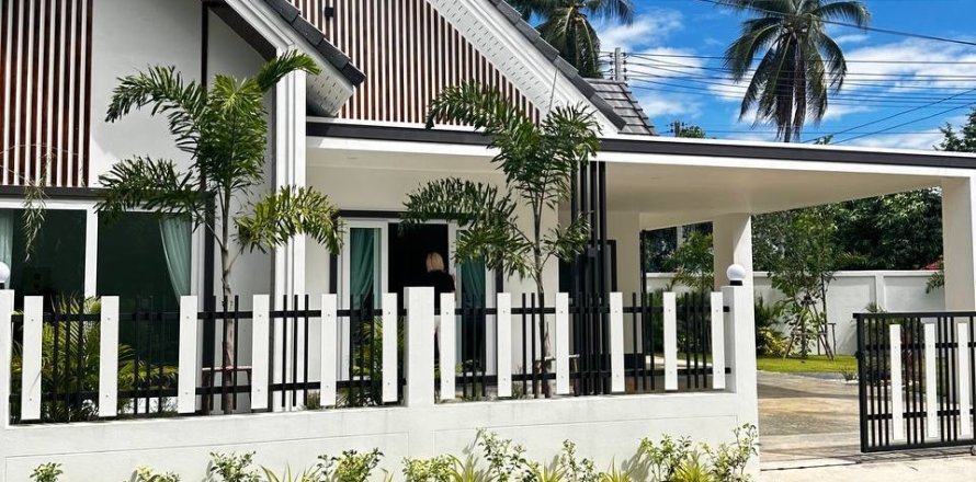 Chalet de 3 dormitorios en Pattaya, Tailandia № 123302